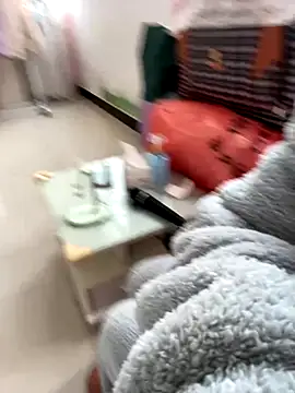 Snapshot of Alicia066 chatting on December 2, 2025, 5:42 am Alicia066 online show from December 2, 2025, 5:42 am