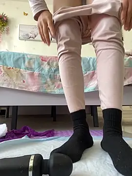 Snapshot of Alicia066 chatting on November 18, 2025, 4:27 am Alicia066 online show from November 18, 2025, 4:27 am