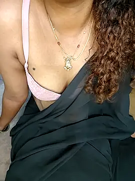 Tamilpallavi online show from April 30, 2026, 11:42 pm