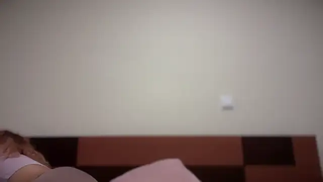 Snapshot of Reddgiirl chatting on November 18, 2025, 9:12 am Reddgiirl online show from November 18, 2025, 9:12 am