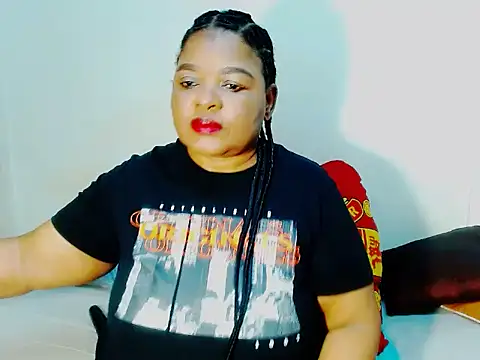 Love-Racheal75 online show from August 2, 2026, 11:13 pm