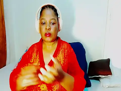 Love-Racheal75 online show from June 29, 2026, 2:28 pm