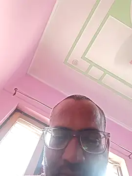 hard boy9455 online show from April 21, 2026, 2:03 am