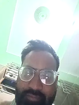 Snapshot of hard_boy9455 chatting on October 29, 2025, 11:47 pm hard boy9455 online show from October 29, 2025, 11:47 pm