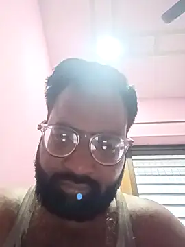 Snapshot of hard_boy9455 chatting on November 4, 2025, 12:58 am hard boy9455 online show from November 4, 2025, 12:58 am