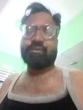 Snapshot of hard_boy9455 chatting on November 30, 2025, 12:44 am hard boy9455 online show from November 30, 2025, 12:44 am