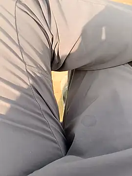 Snapshot of hard_boy9455 chatting on December 14, 2025, 9:04 am hard boy9455 online show from December 14, 2025, 9:04 am