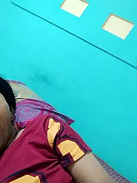 Snapshot of Soniya_Roy chatting on November 21, 2025, 3:33 pm Soniya Roy online show from November 21, 2025, 3:33 pm