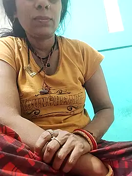 Snapshot of Soniya_Roy chatting on March 1, 2026, 2:33 am Soniya Roy online show from March 1, 2026, 2:33 am