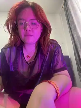 Snapshot of AliaMiller_ chatting on March 29, 2026, 3:24 pm AliaMiller online show from March 29, 2026, 3:24 pm