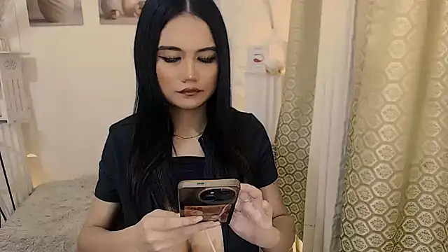 Snapshot of alisha_klassx chatting on July 30, 2026, 4:55 am alisha klassx online show from July 30, 2026, 4:55 am