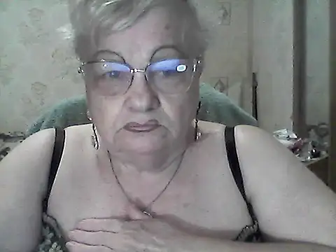 NatalieNorth online show from September 18, 2025, 8:56 pm
