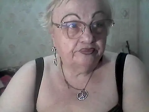 NatalieNorth online show from July 4, 2026, 9:19 pm