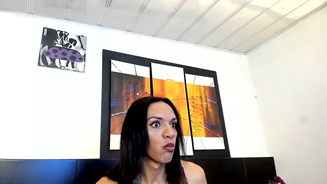Snapshot of MeganRhyder chatting on August 1, 2026, 3:43 pm MeganRhyder online show from August 1, 2026, 3:43 pm