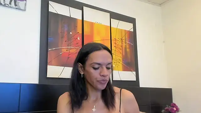Snapshot of MeganRhyder chatting on July 31, 2026, 5:32 pm MeganRhyder online show from July 31, 2026, 5:32 pm