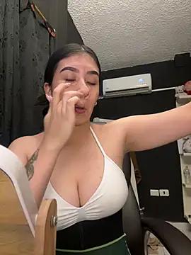 Snapshot of alhaana_ chatting on July 31, 2026, 11:35 pm alhaana online show from July 31, 2026, 11:35 pm