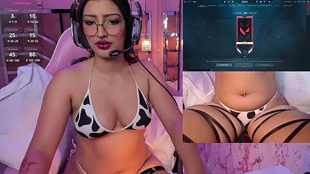 Snapshot of AriaNova_ chatting on November 10, 2025, 1:05 pm AriaNova online show from November 10, 2025, 1:05 pm