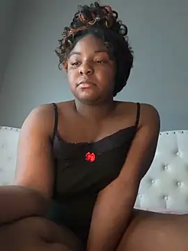 Snapshot of TastyRuby chatting on November 21, 2025, 8:30 pm TastyRuby online show from November 21, 2025, 8:30 pm