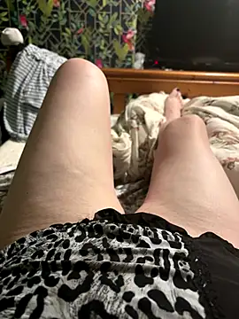 Taboo-Lou online show from December 4, 2025, 8:08 pm