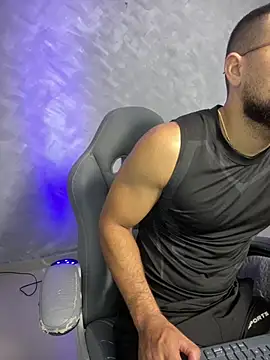 vincentjaxon online show from May 8, 2026, 5:17 pm