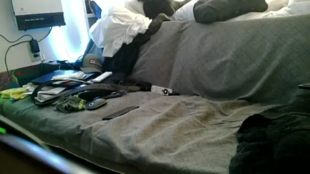 Luv2SuckBWC92 online show from December 3, 2025, 4:39 pm