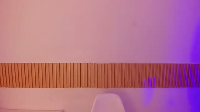 Snapshot of OliviaSweett chatting on November 18, 2025, 7:06 pm OliviaSweett online show from November 18, 2025, 7:06 pm