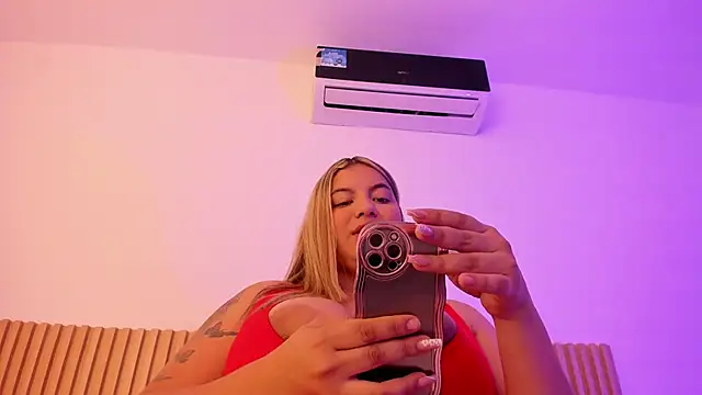 OliviaSweett online show from January 6, 2026, 7:07 pm