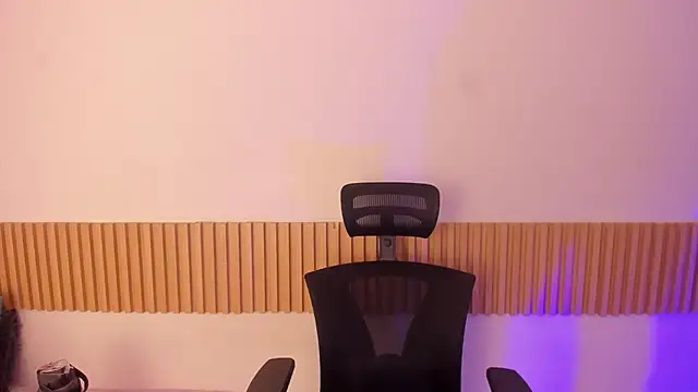 Snapshot of OliviaSweett chatting on October 31, 2025, 6:26 pm OliviaSweett online show from October 31, 2025, 6:26 pm