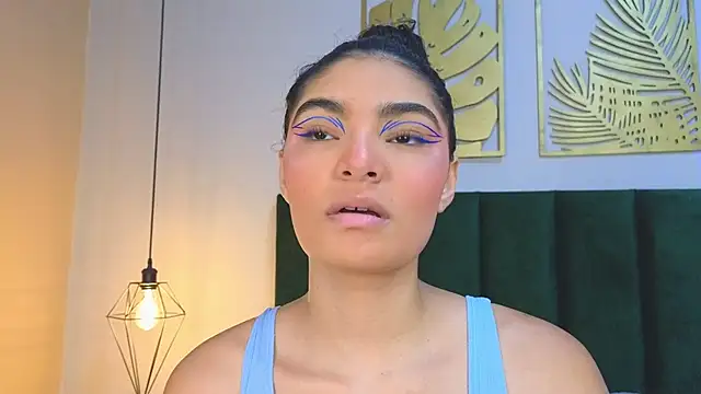 Snapshot of LunaAspen_ chatting on May 23, 2026, 5:56 pm LunaAspen online show from May 23, 2026, 5:56 pm