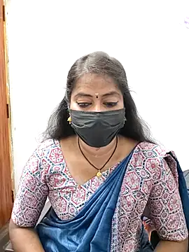 Snapshot of tamil_Sigappu_Roja chatting on July 28, 2026, 12:51 am tamil Sigappu Roja online show from July 28, 2026, 12:51 am