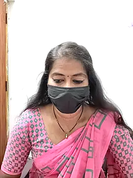 Snapshot of tamil_Sigappu_Roja chatting on June 30, 2026, 12:32 am tamil Sigappu Roja online show from June 30, 2026, 12:32 am