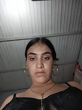 Bigtiti01 online show from April 30, 2026, 8:27 pm