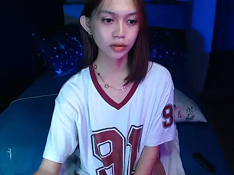 kiamiller x online show from March 15, 2026, 11:17 am