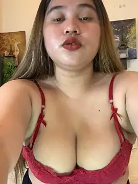 Snapshot of imogen_x chatting on June 3, 2026, 2:29 pm imogen x online show from June 3, 2026, 2:29 pm