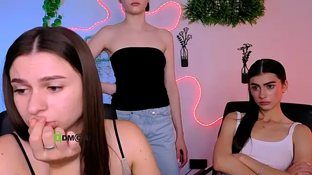 Snapshot of nekky_mouse chatting on August 4, 2026, 9:25 am nekky mouse online show from August 4, 2026, 9:25 am