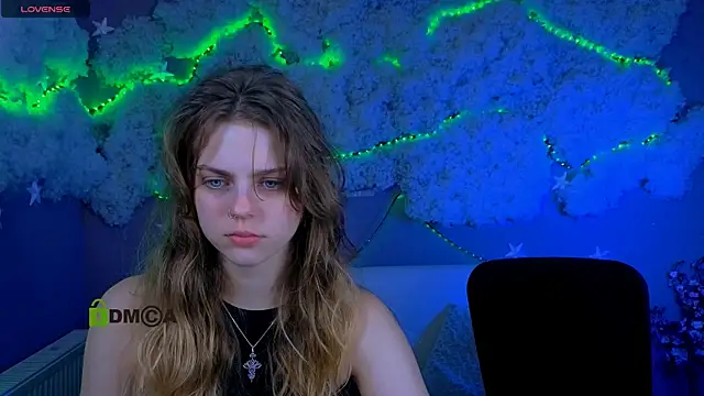 Snapshot of nekky_mouse chatting on March 6, 2026, 10:43 am nekky mouse online show from March 6, 2026, 10:43 am