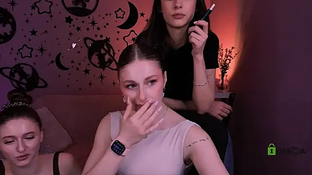 nekky mouse online show from April 26, 2026, 9:28 am