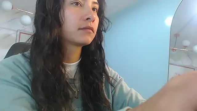 Snapshot of victoria_hernandez_t_ chatting on July 29, 2026, 1:21 pm victoria hernandez t online show from July 29, 2026, 1:21 pm