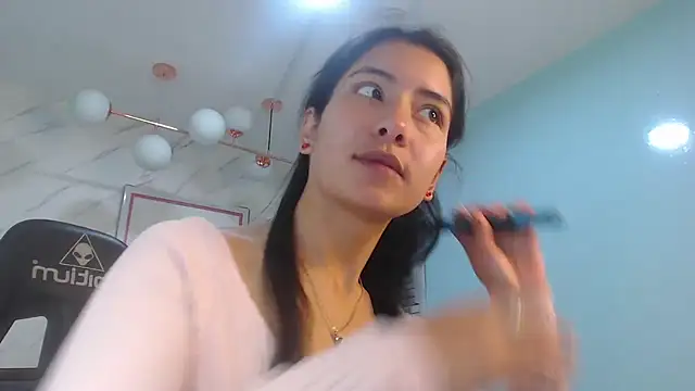 Snapshot of victoria_hernandez_t_ chatting on July 25, 2026, 1:17 pm victoria hernandez t online show from July 25, 2026, 1:17 pm
