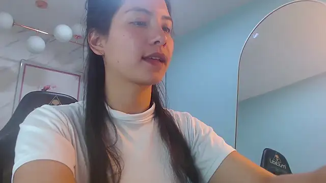 Snapshot of victoria_hernandez_t_ chatting on August 1, 2026, 1:20 pm victoria hernandez t online show from August 1, 2026, 1:20 pm