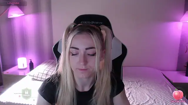 space danger online show from December 4, 2025, 4:44 am