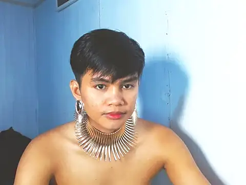 Snapshot of Alexx_143 chatting on October 14, 2025, 1:50 am Alexx 143 online show from October 14, 2025, 1:50 am