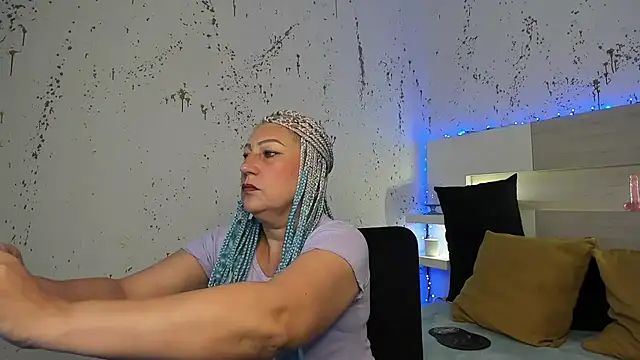 JaddeWalker online show from September 25, 2025, 11:27 am