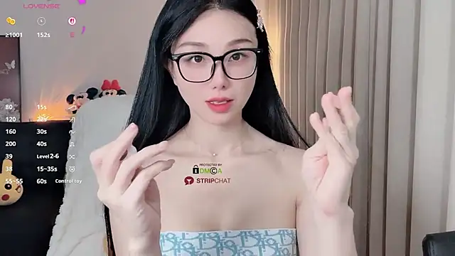 Xiatian520  online show from February 11, 2026, 6:57 am