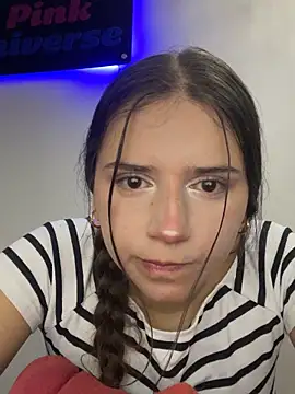 LilithAbril online show from November 20, 2025, 5:08 am