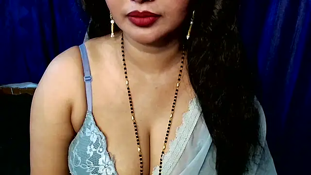 QUEEN SAKHI- online show from April 12, 2026, 5:22 am