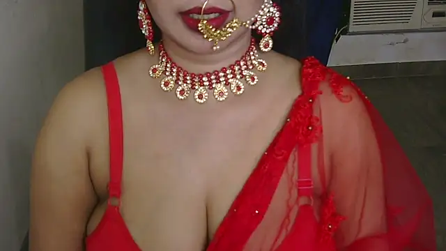 Snapshot of QUEEN_SAKHI- chatting on October 16, 2025, 12:24 pm QUEEN SAKHI- online show from October 16, 2025, 12:24 pm