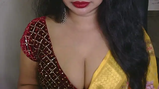 Snapshot of QUEEN_SAKHI- chatting on October 19, 2025, 9:01 am QUEEN SAKHI- online show from October 19, 2025, 9:01 am