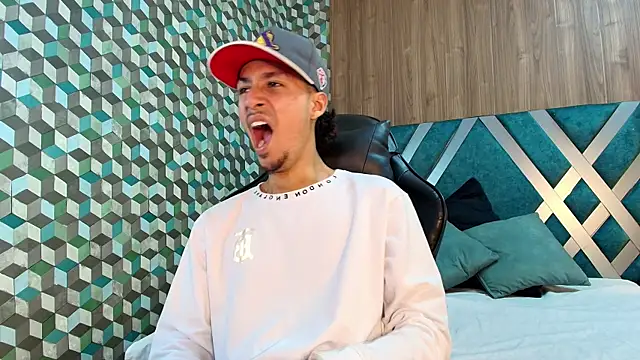 Snapshot of Marcus_Jeron chatting on November 29, 2025, 6:41 pm Marcus Jeron online show from November 29, 2025, 6:41 pm