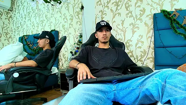 Snapshot of Marcus_Jeron chatting on December 2, 2025, 10:44 pm Marcus Jeron online show from December 2, 2025, 10:44 pm